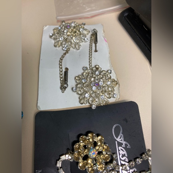 Mixed Jewellery Bundle - Picture 2 of 6